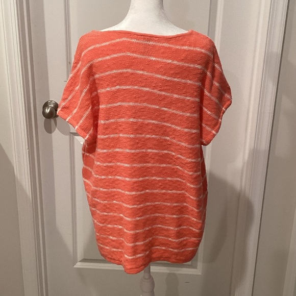 LOFT Orange and White Striped V-Neck Tee - Picture 3 of 6